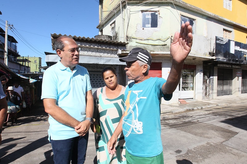 Fotos Prefeito Mano Medeiros supervisiona a requalificação no Beco da